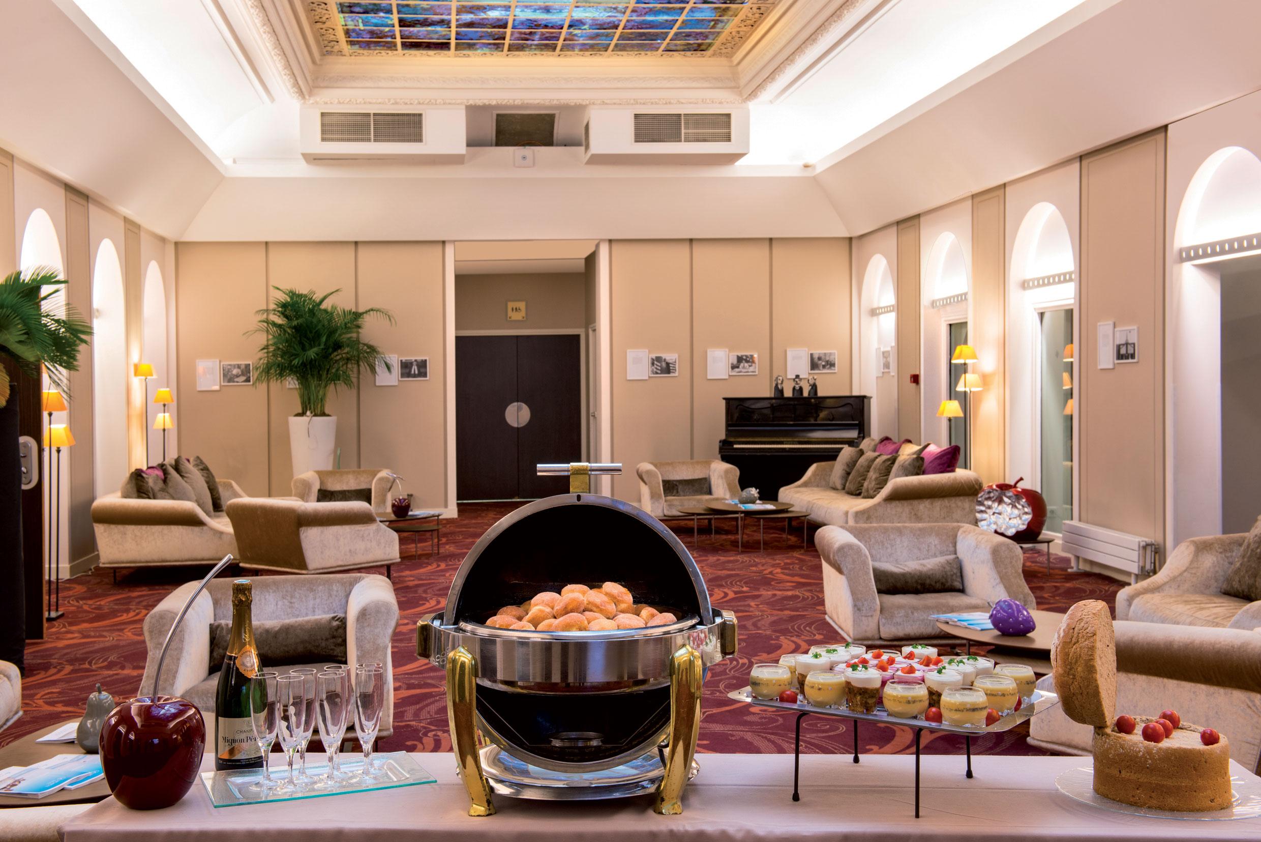 Hotel Bleues Provinces Opera Parigi