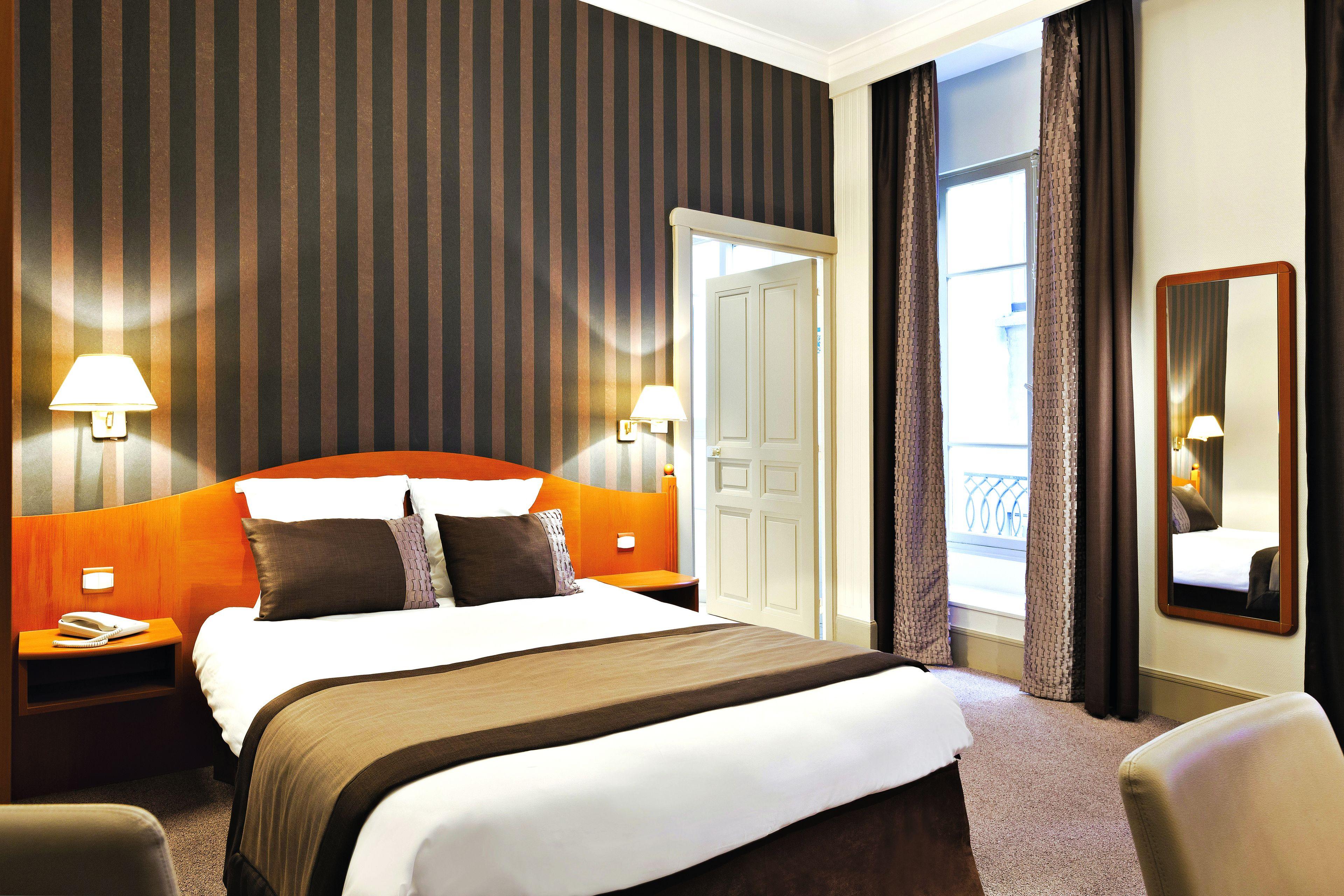 Hotel Bleues Provinces Opera