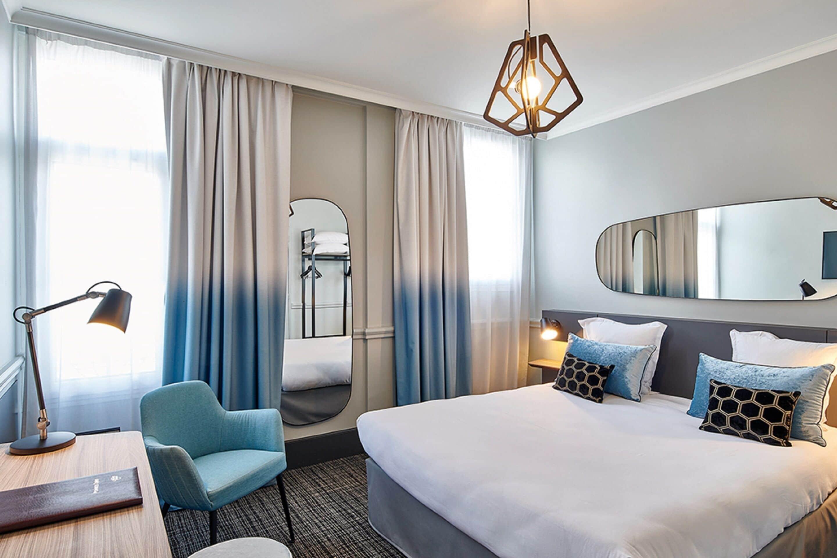 Hotel Bleues Provinces Opera Parigi